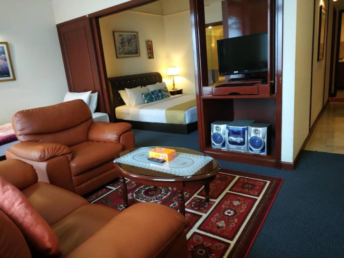 100100 Suites At Times Square Malaysia 쿠알라룸푸르 외부 사진